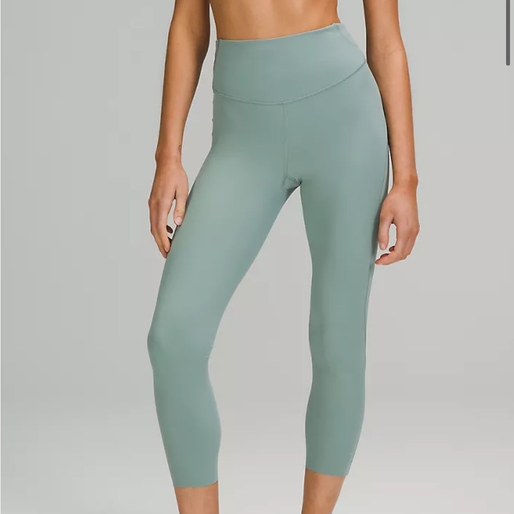 Base Pace High Rise Crop 23”